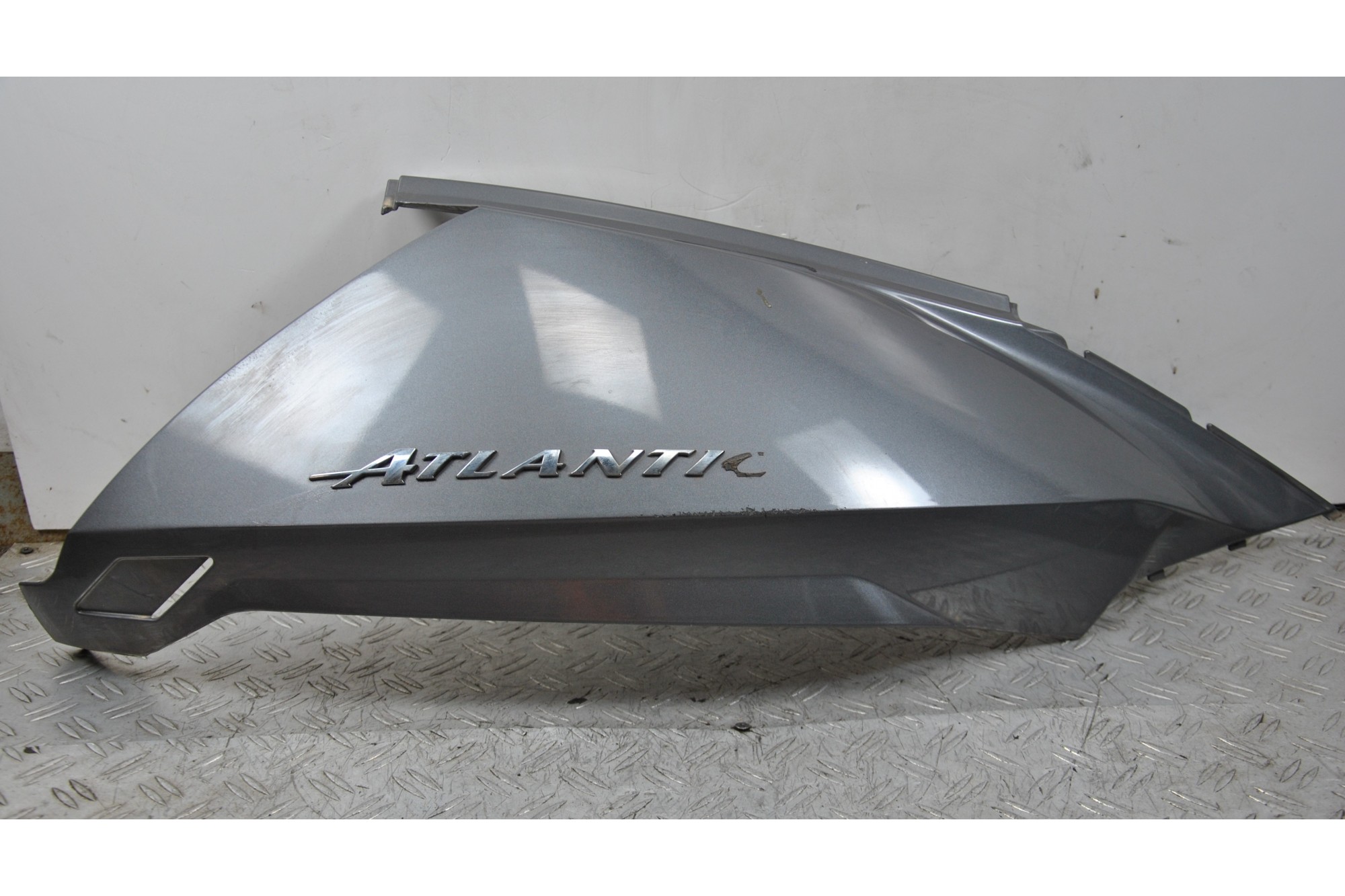 Carena Fianchetto Laterale Posteriore DX Aprilia Atlantic 400 Dal 2005 al 2011  1657702076650