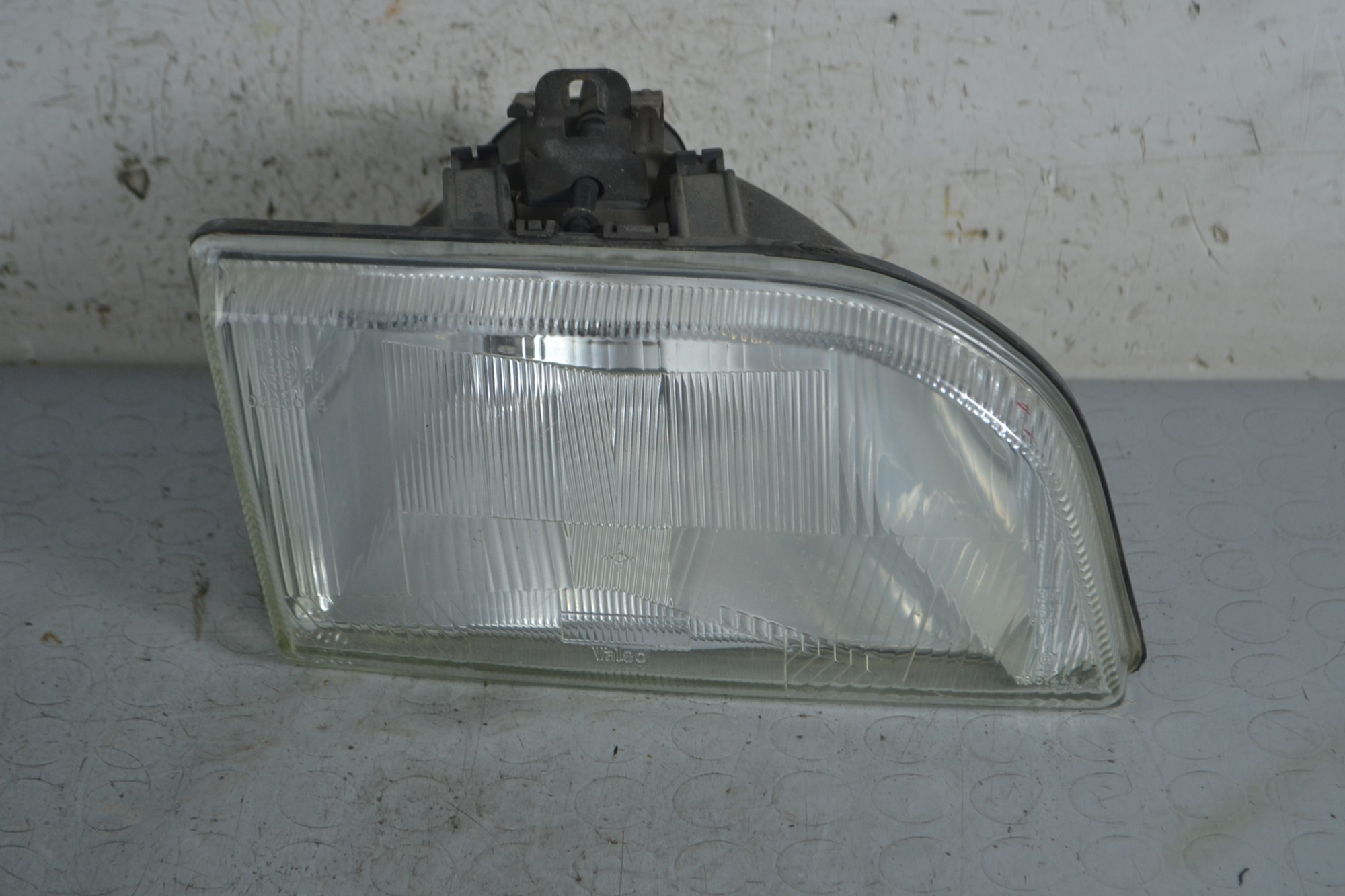 Faro Anteriore DX Ford Fiesta III dal 1989 al 1997 Cod 7r01445  1662362157960