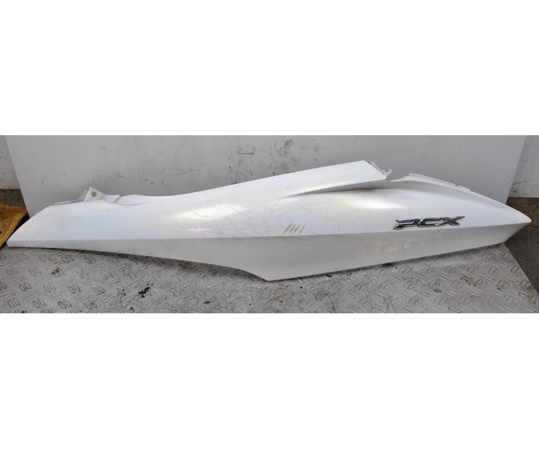 Carena Fianchetto Posteriore Laterale Sinistro Honda PCX 125 / 150 dal 2009 al 2016  1662390438697