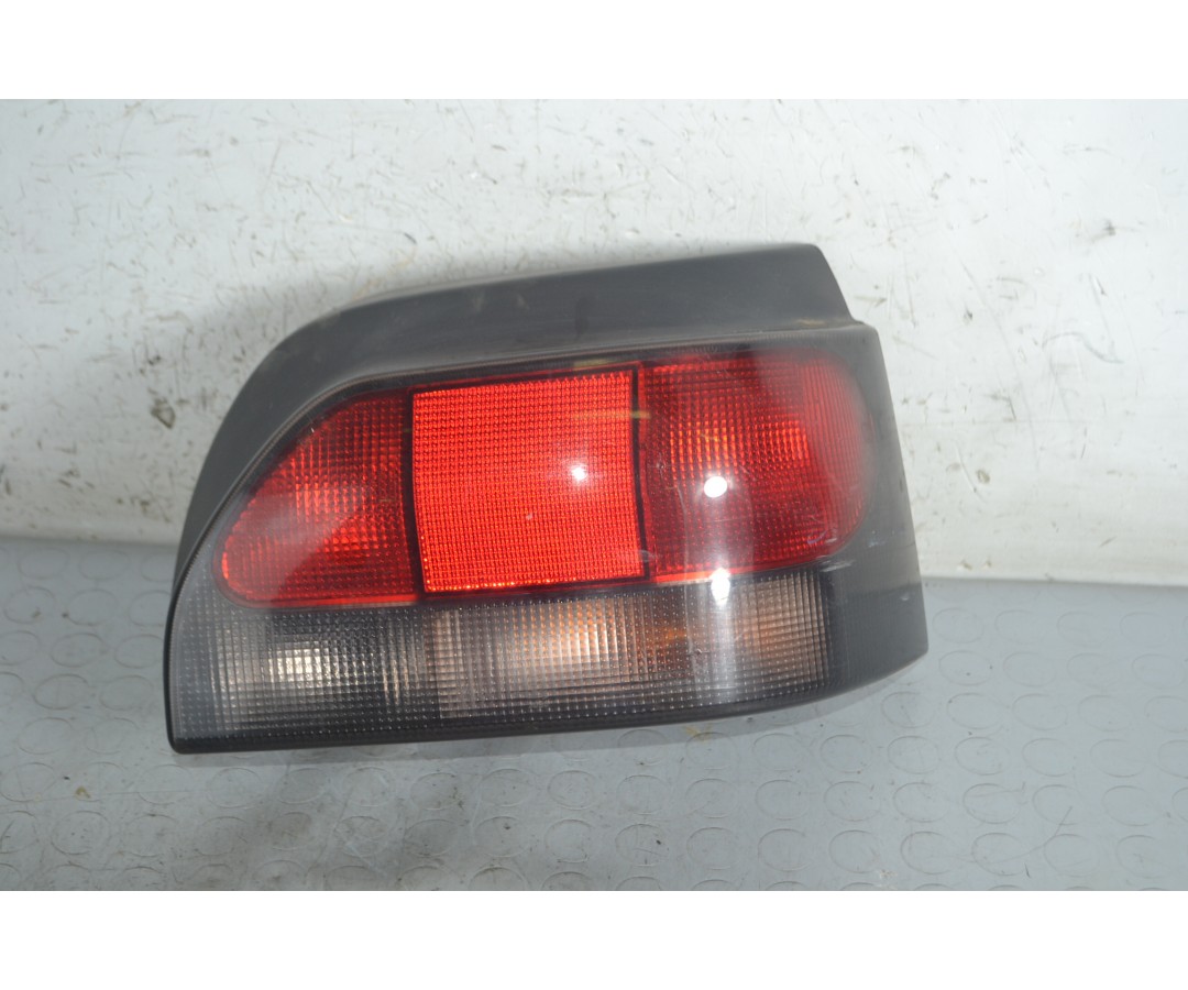 Fanale Stop Posteriore DX Renault Clio I dal 1990 al 1998 Cod 7700827552  1663250716962