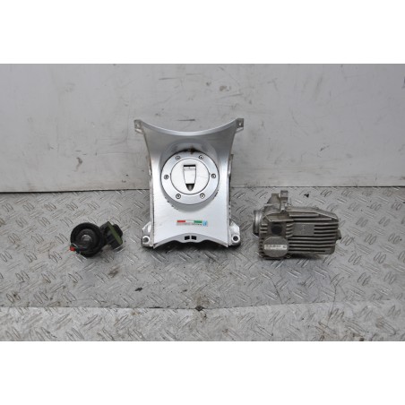 Kit Chiave Piaggio Beverly 300 dal 2011 al 2018 Cod CM081720  1663858261666