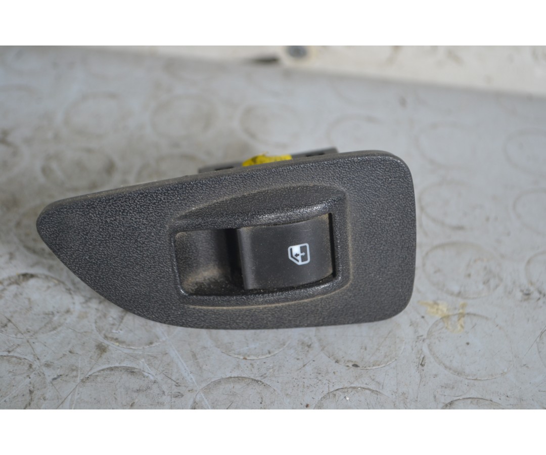 Pulsante alzavetro posteriore SX Fiat Bravo Dal 2007 al 2014 Cod 735435119  1663925089322