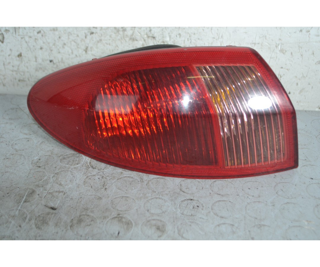 Fanale stop posteriore esterno SX Alfa Romeo 147 Dal 2000 al 2010 Cod 46556349  1664282908936