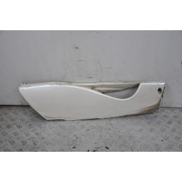 Carena Sottopedana Destra Honda Chiocciola @ 125 / 150 dal 2000 al 2006  1665052811777