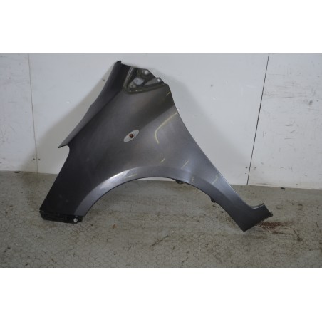 Parafango anteriore SX Toyota Yaris Dal 2005 al 2011 Colore grigio  1665999140251