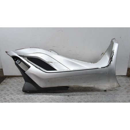 Carena Pedana Poggiapiedi DX Piaggio MP3 Yourban 300ie Dal 2011 Al 2018  1666087746232