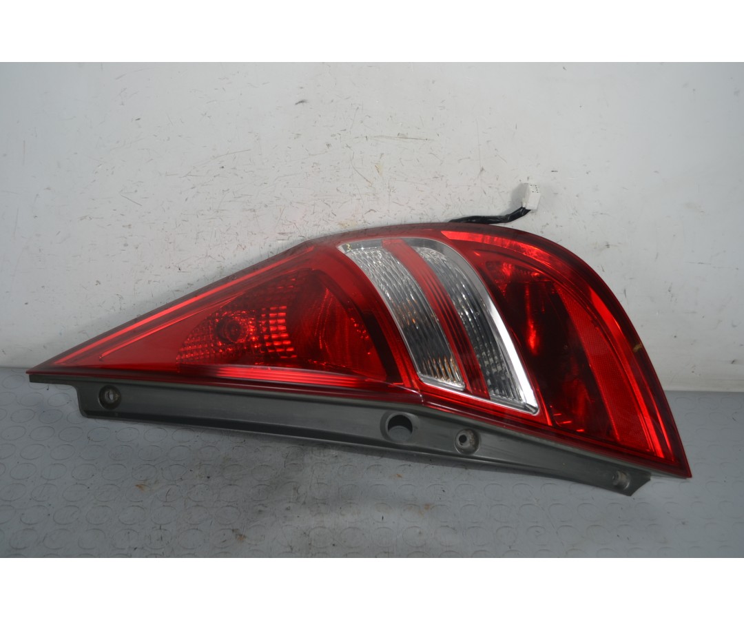 Fanale stop posteriore DX Hyundai I30 Dal 2007 al 2012 Cod 92402-2R0  1666952815667