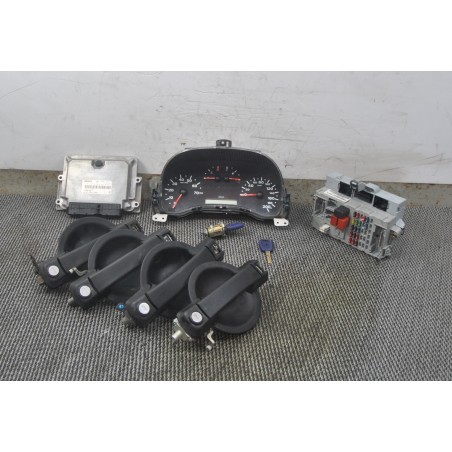 Kit chiave accensione Fiat Doblo 1.9 D dal 2001 al 2009 cod : 0281010344  2400000080305