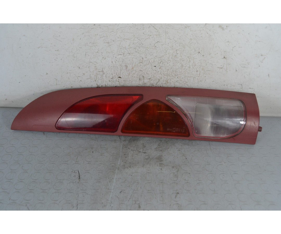 Fanale Stop Posteriore DX Renault Kangoo dal 1998 al 2003  1670248411594