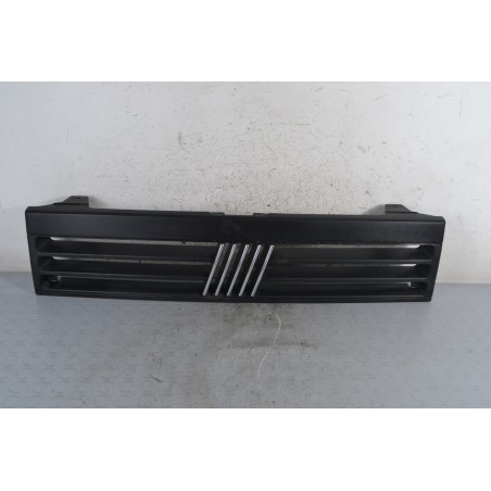 Griglia anteriore Fiat Panda Dal 1980 al 2003 Cod 720632000  1671205290696