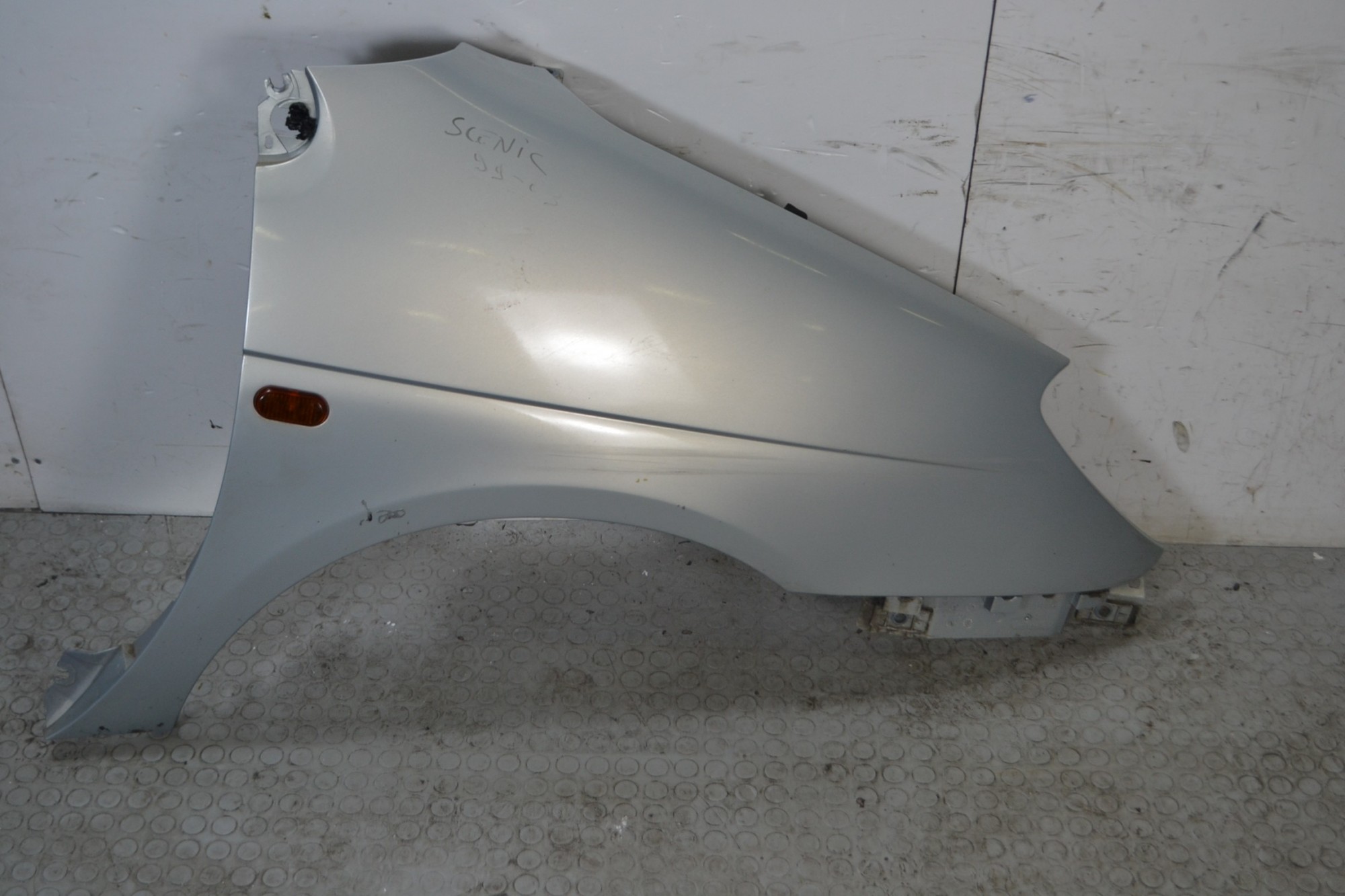 Parafango Anteriore DX Renault Scenic I dal 1999 al 2003  1671610589132