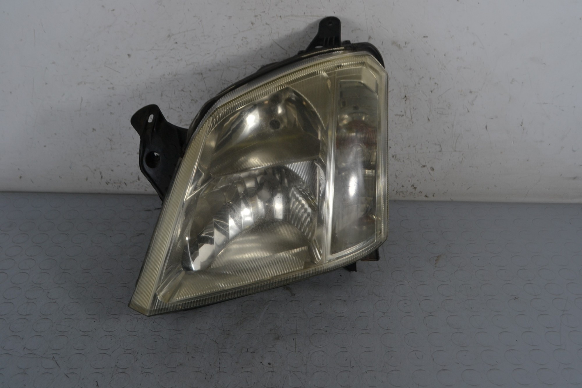 Faro fanale anteriore SX Opel Meriva A Dal 2003 al 2010 Cod 93321052  1673538113451