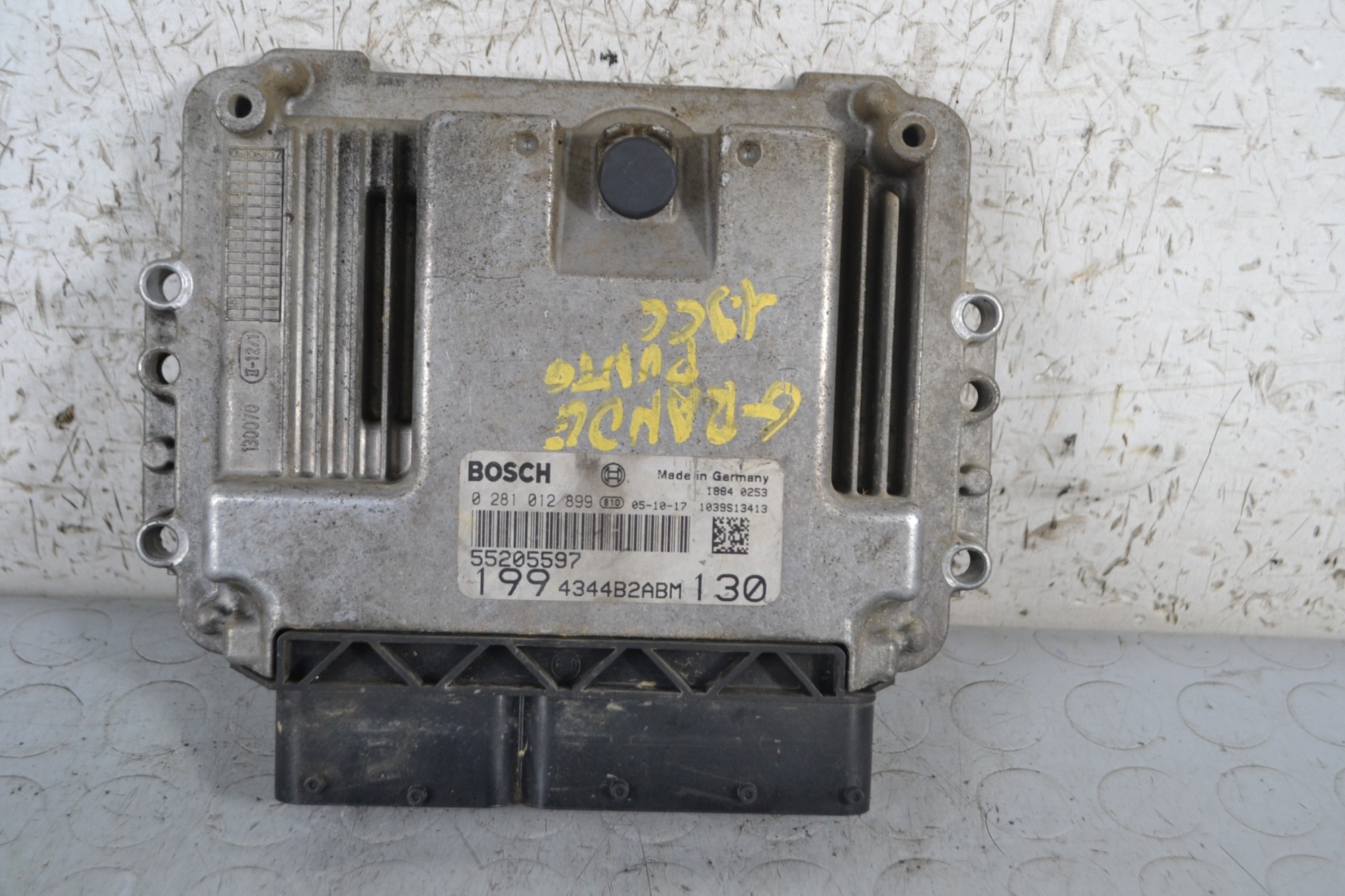 Centralina ECU Fiat Grande Punto 1.9 D Dal 2005 al 2018 Cod 55205597/ 0281012899  1673882704510