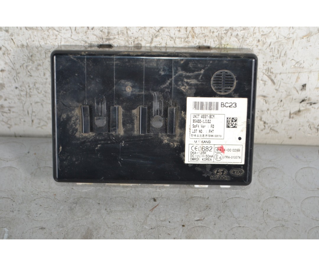 Centralina Chiusure Centralizzate Hyundai I20 dal 2008 al 2014 Cod 95400-1j102  1673950433663