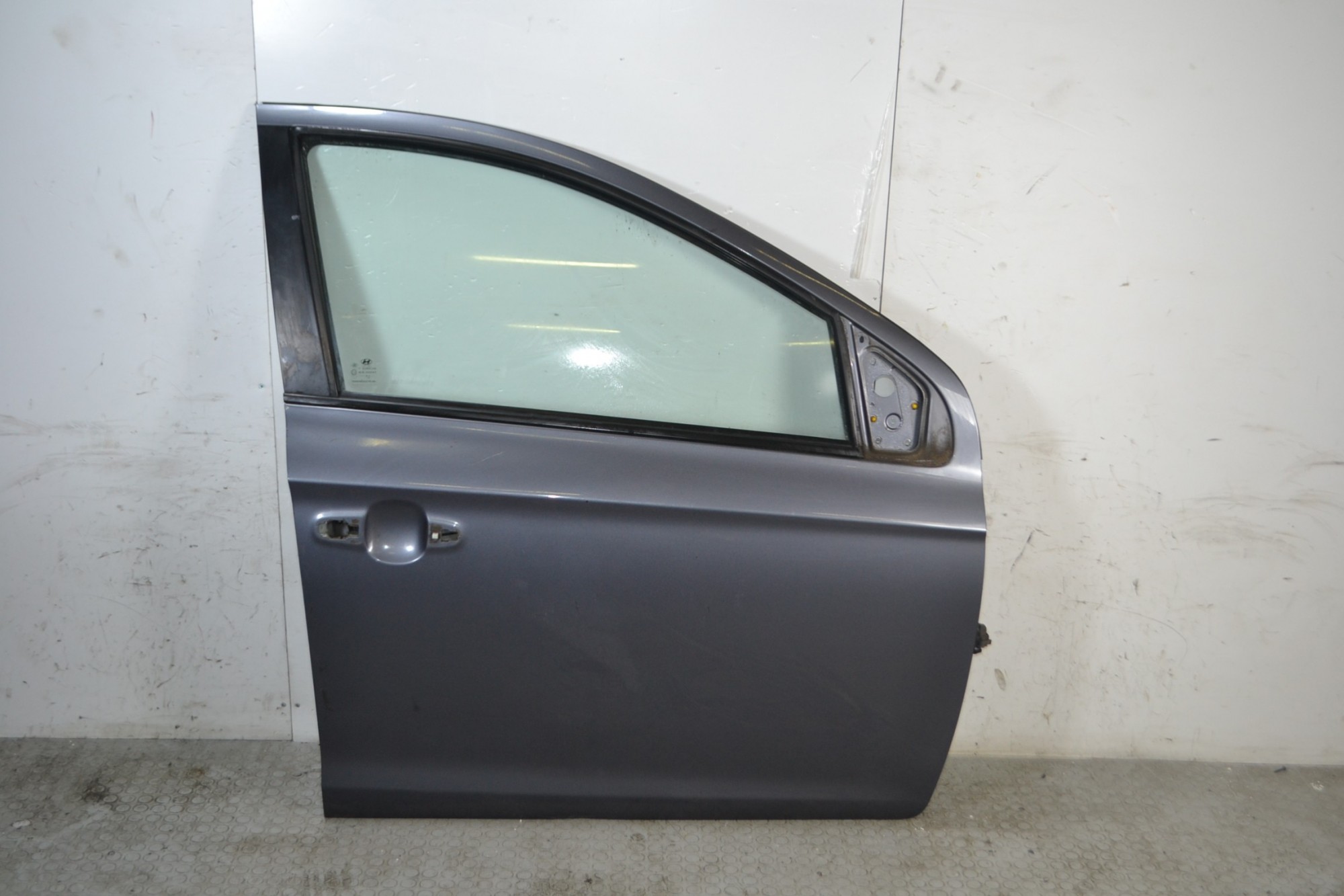 Portiera sportello anteriore DX Hyundai I20 Dal 2008 al 2012 Grigio antracite  1673965113062