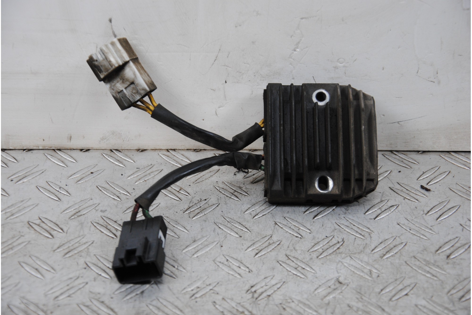 Regolatore Di Tensione Honda Sh 300 Dal 2006 al 2010 COD : FH008ED  1674043053713