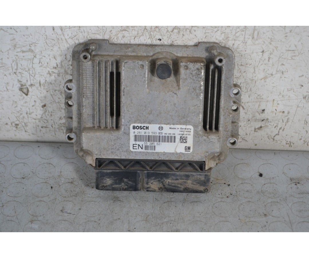 Centralina ECU Opel Zafira B 1.9 Dal 2005 al 2014 Cod 0281013593/ 55205621  1674739674314