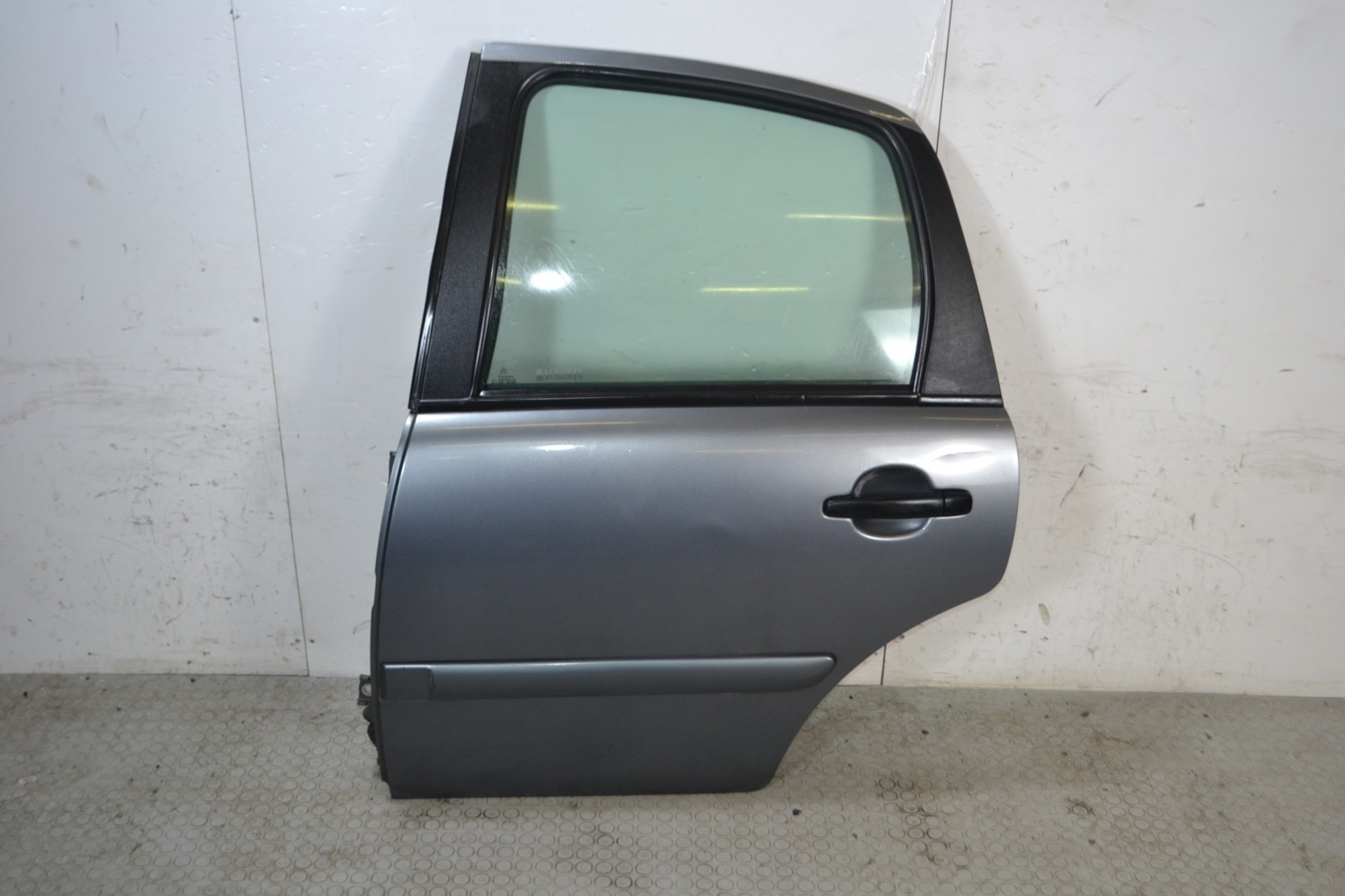 Portiera sportello posteriore SX Citroen C3 Dal 2002 al 2009 Colore grigio antracite  1675421205533