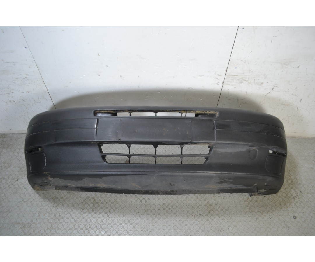 Paraurti anteriore Fiat punto 176 Dal 1993 al 1999 Colore grezzo  1677072993456