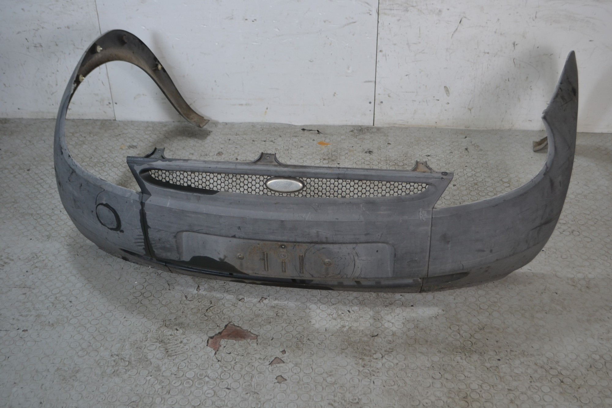 Paraurti anteriore Ford Ka Dal 1996 al 2008  1677253344886