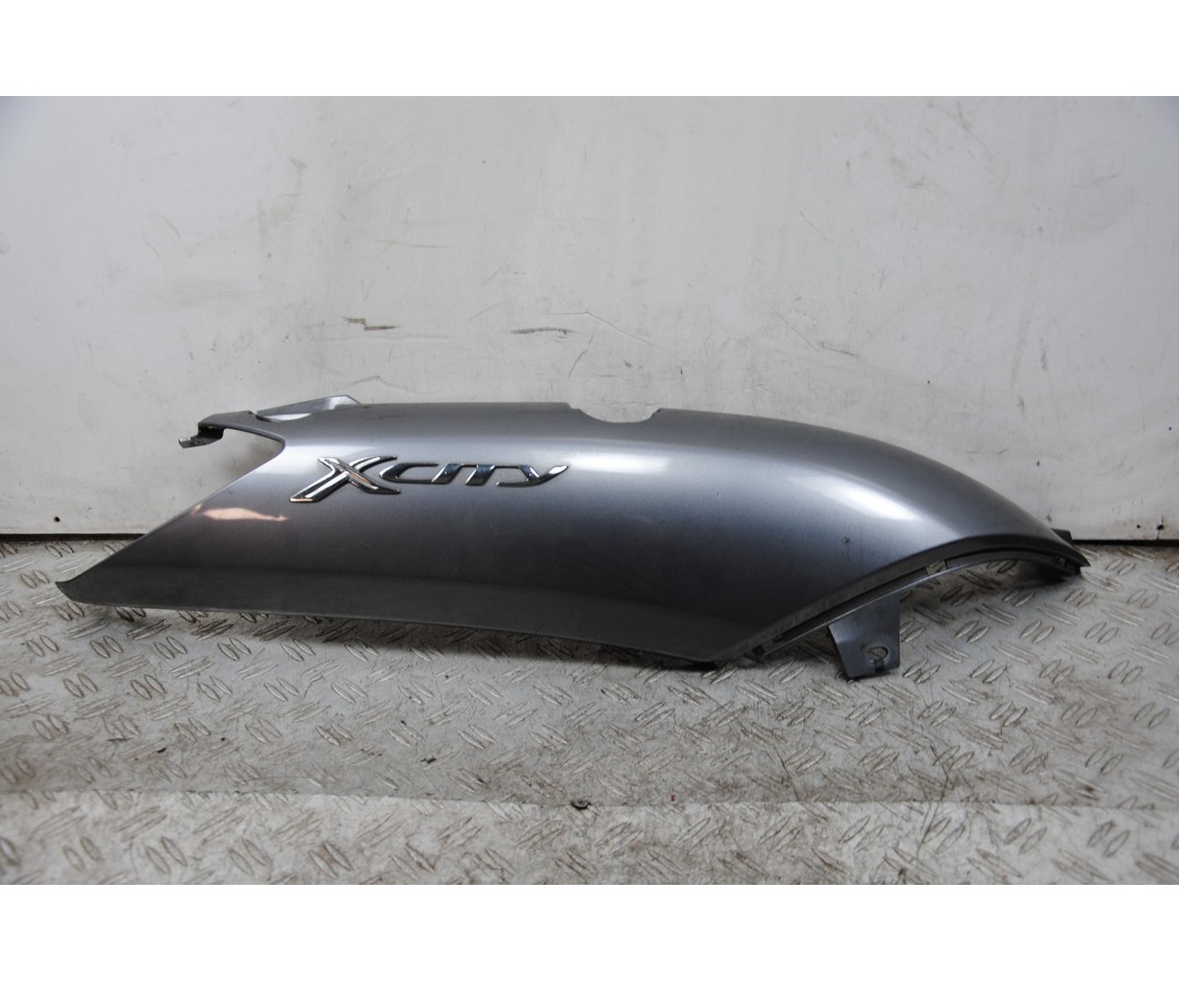 Carena Fianchetto Posteriore DX Yamaha X-City Xcity 250 Dal 2006 al 2016  1677585053067