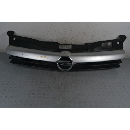 Griglia anteriore con logo Opel Astra H Dal 2004 al 2011 Cod 461088395  1677590510999