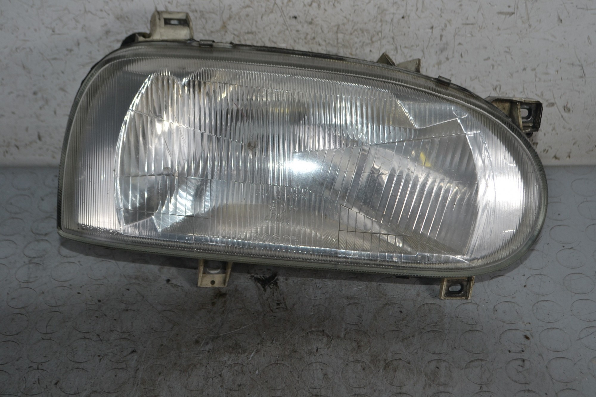 Faro fanale anteriore DX Volkswagen Golf III Dal 1991 al 1997 Cod 0301034102  1678439031811