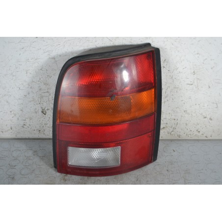 Fanale stop posteriore DX Nissan Micra K11 Dal 1992 al 2002  1678780421156