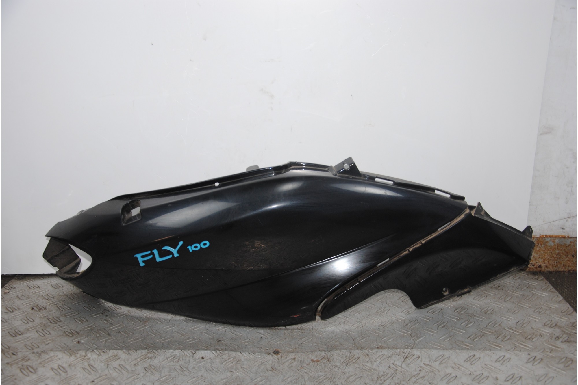 Carena Fianchetto Destro DX Piaggio Fly 100 dal 2006 al 2009  1678802251273