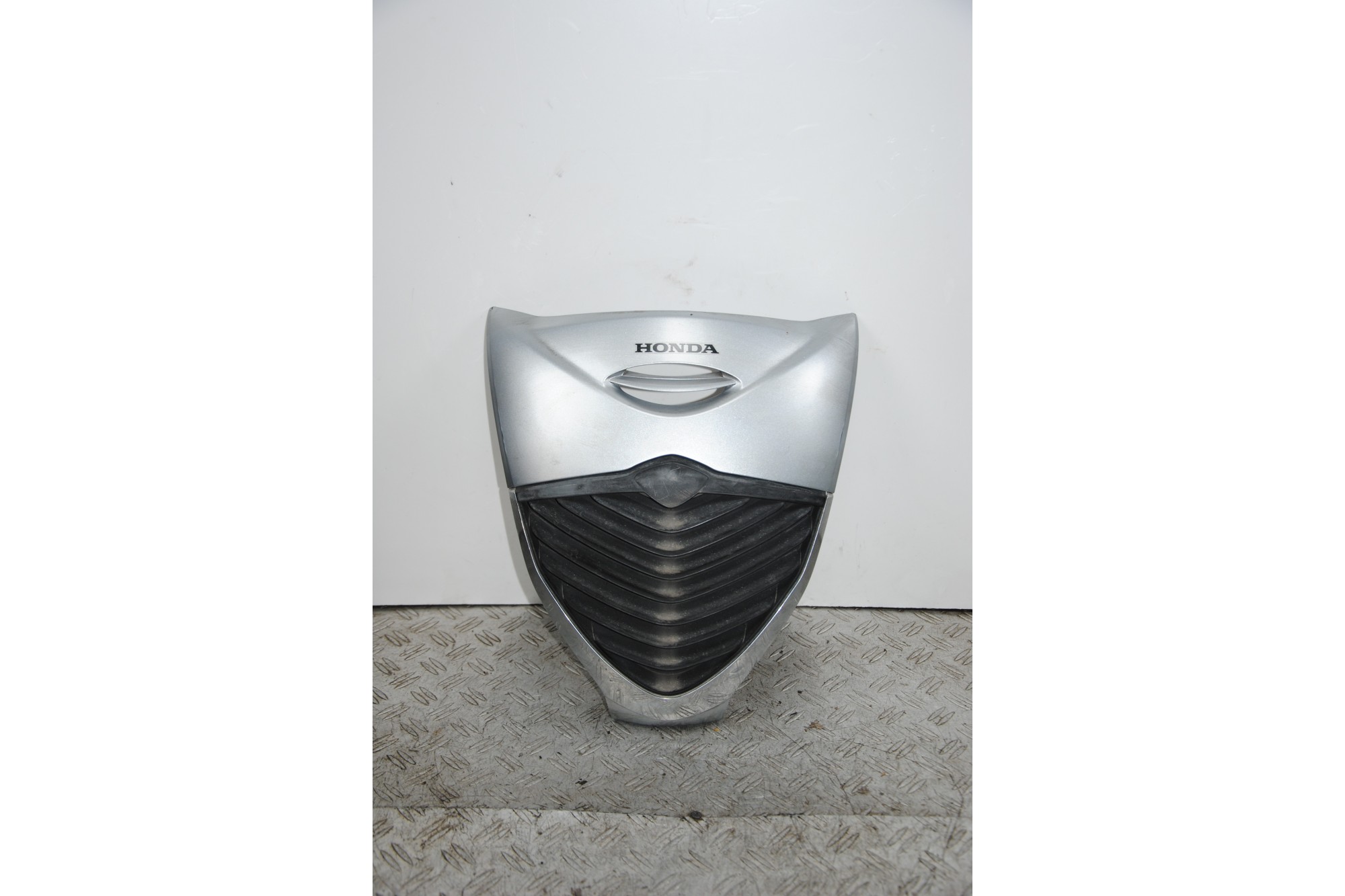 Carena Scudetto Anteriore Honda SH 125 / 150 dal 2005 al 2008  1678805682791