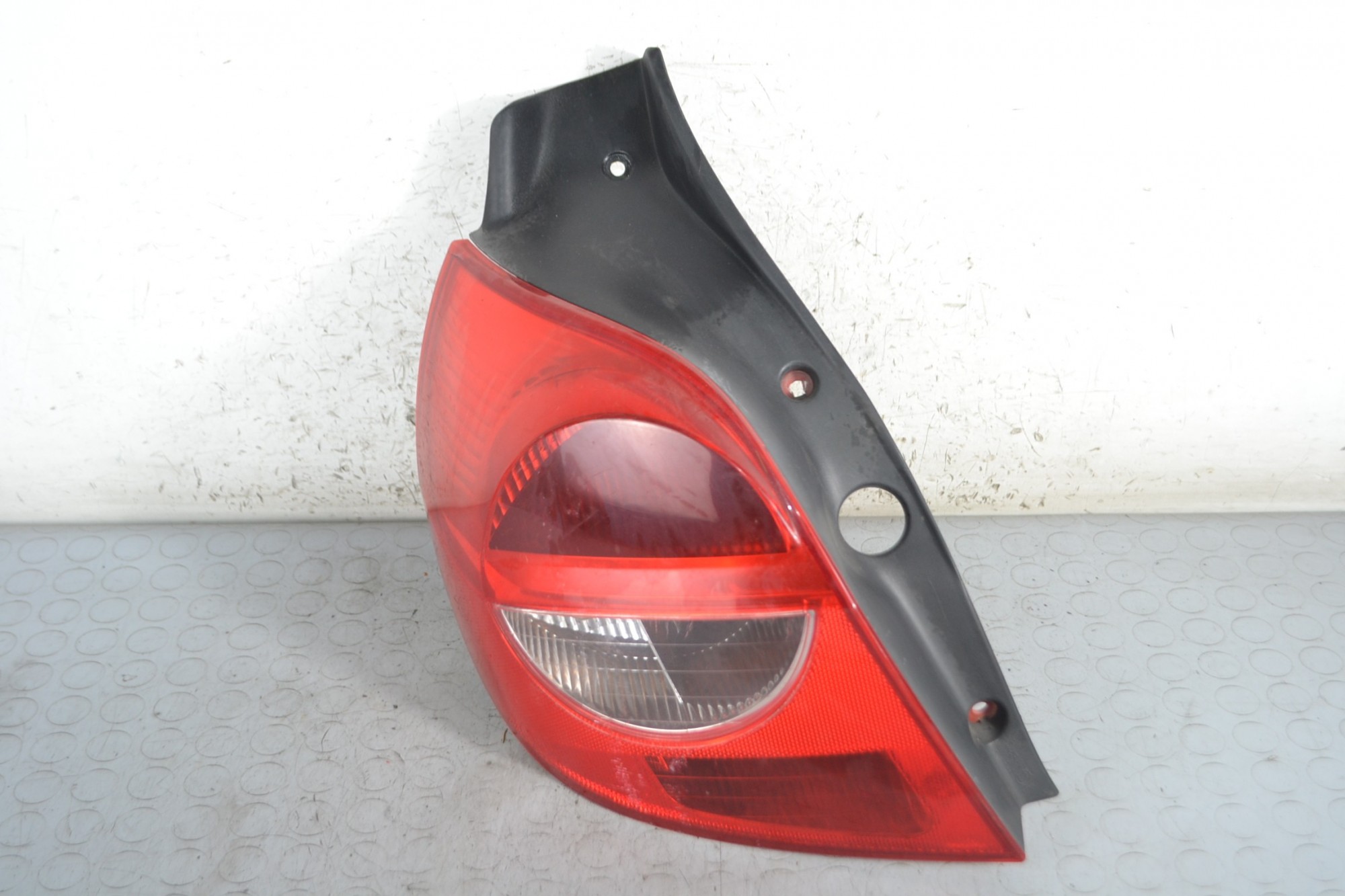 Fanale stop posteriore SX Renault Clio III Dal 2005 al 2009 Cod 8200459962  1679064196883