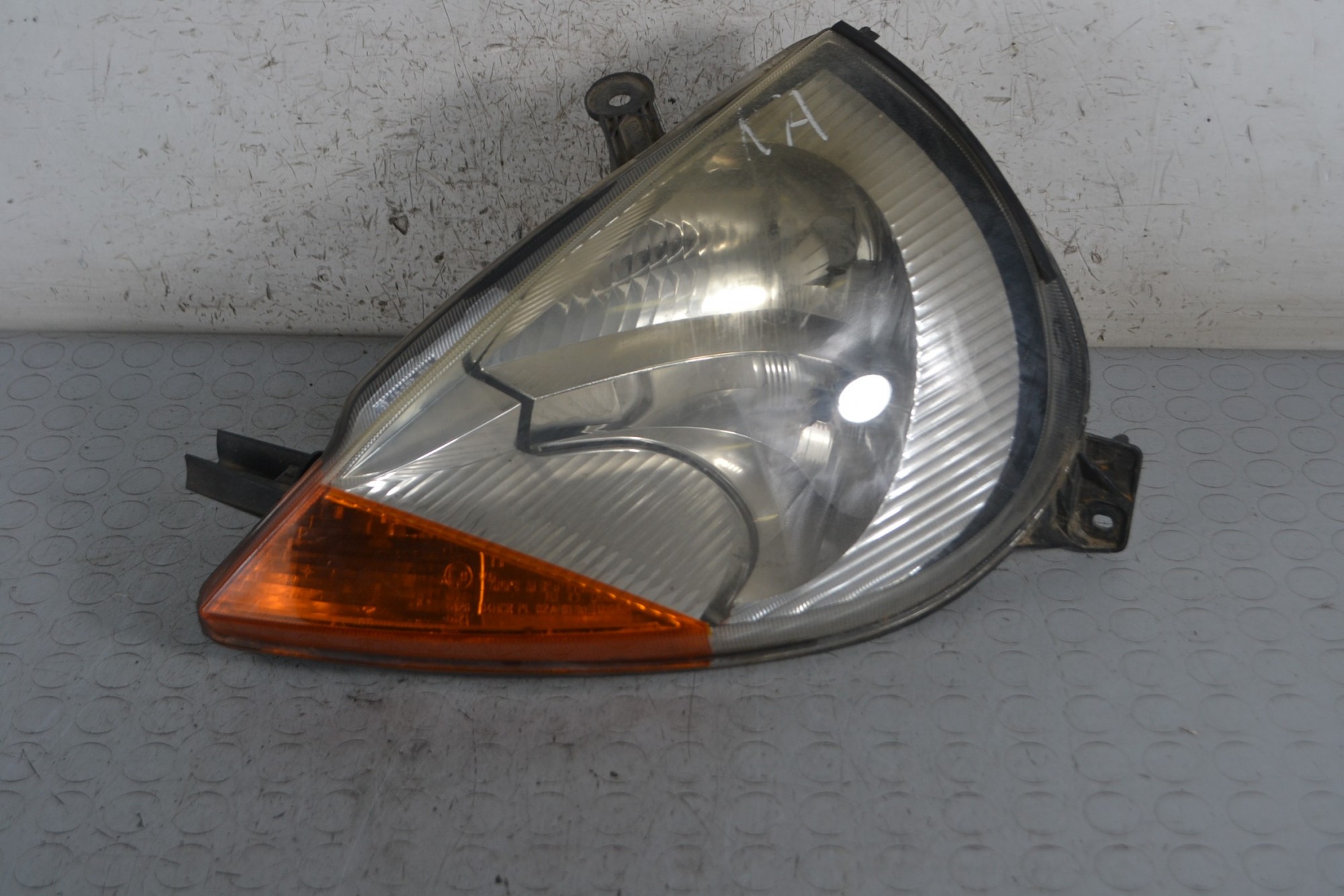 Faro Anteriore SX Ford Ka dal 1996 al 2008  1680081585093