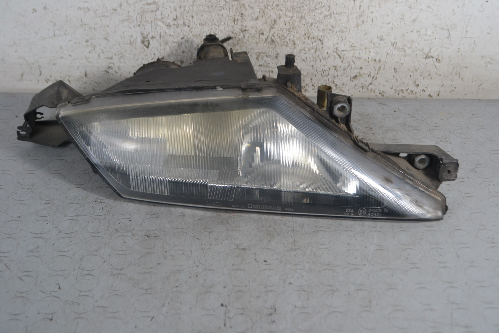 Faro Anteriore DX Lancia Y dal 1995 al 2000 Cod 37120.748  1681803349733