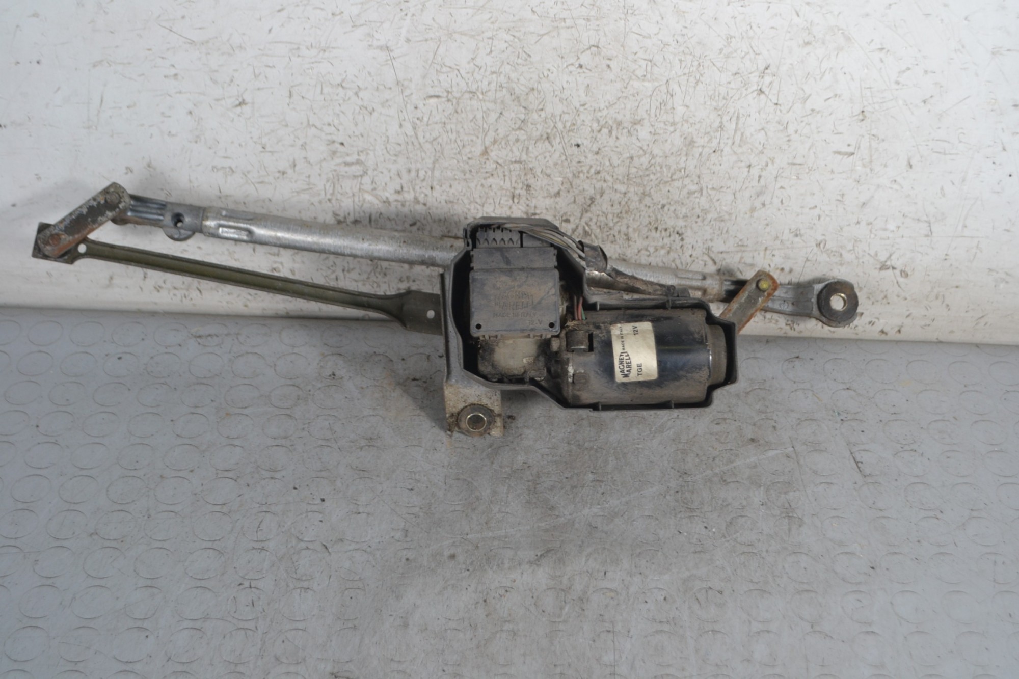 Motorino tergicristalli anteriore Fiat Punto 176 dal 1993 al 1999  1681891336943