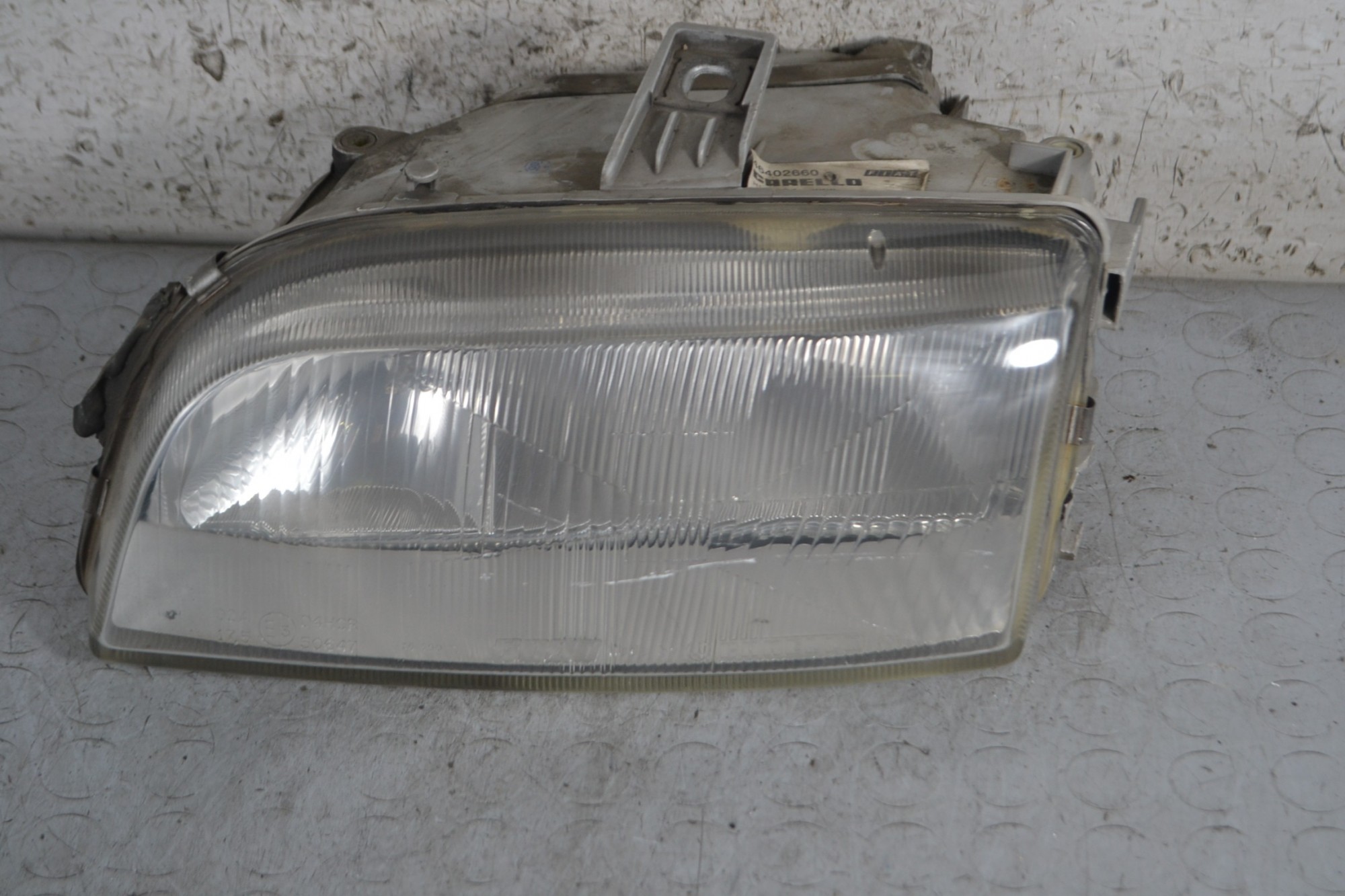 Faro fanale anteriore SX Fiat Punto 176 Dal 1993 al 1998 Cod 46402660  1681901303989