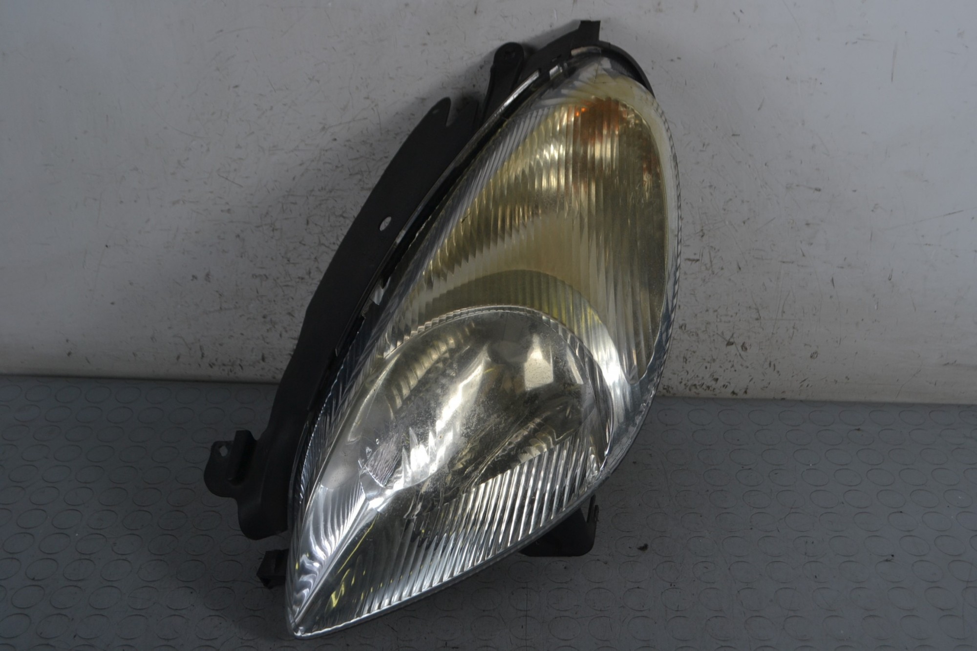 Faro fanale anteriore SX Citroen Xsara Picasso Dal 1999 al 2004 Cod 6204W0  1681974059813