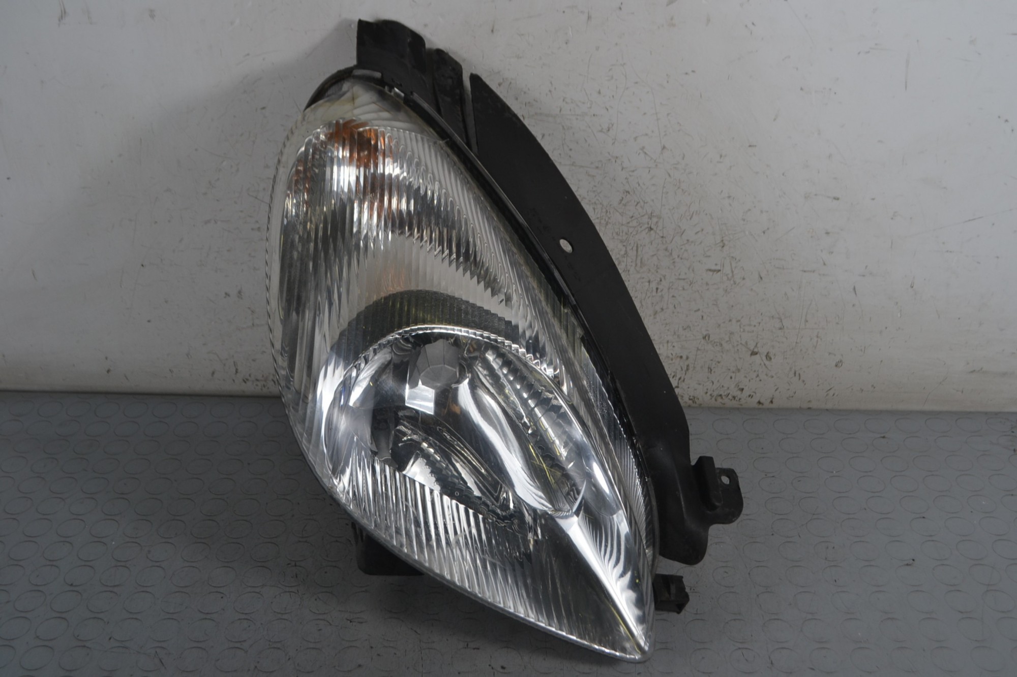 Faro fanale anteriore DX Citroen Xsara Picasso Dal 1999 al 2004 Cod 620637  1681975532834