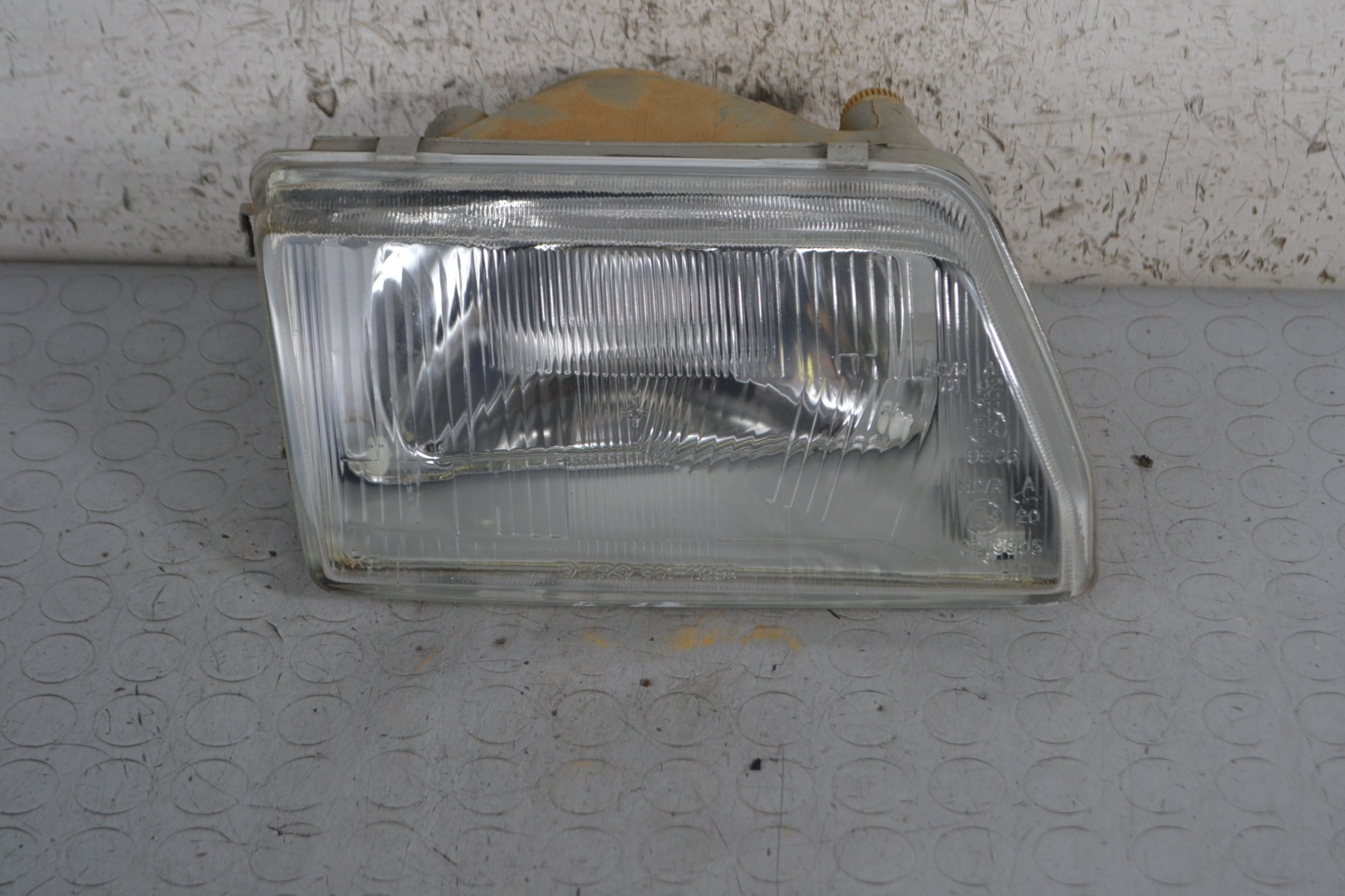 Faro Anteriore DX Fiat Cinquecento dal 1991 al 1998 Cod 08-661-1129  1681985208651