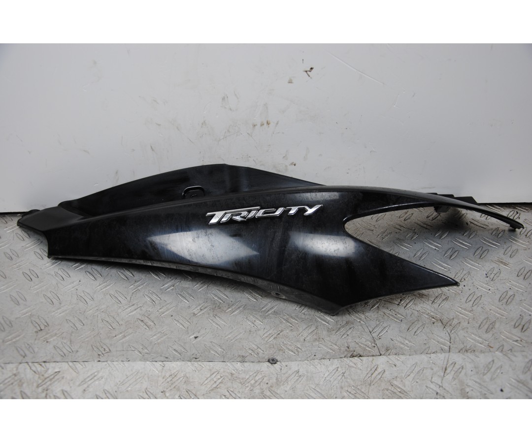 Carena Fianchetto Posteriore DX Yamaha Tricity 125 dal 2014 al 2020  1682496428361