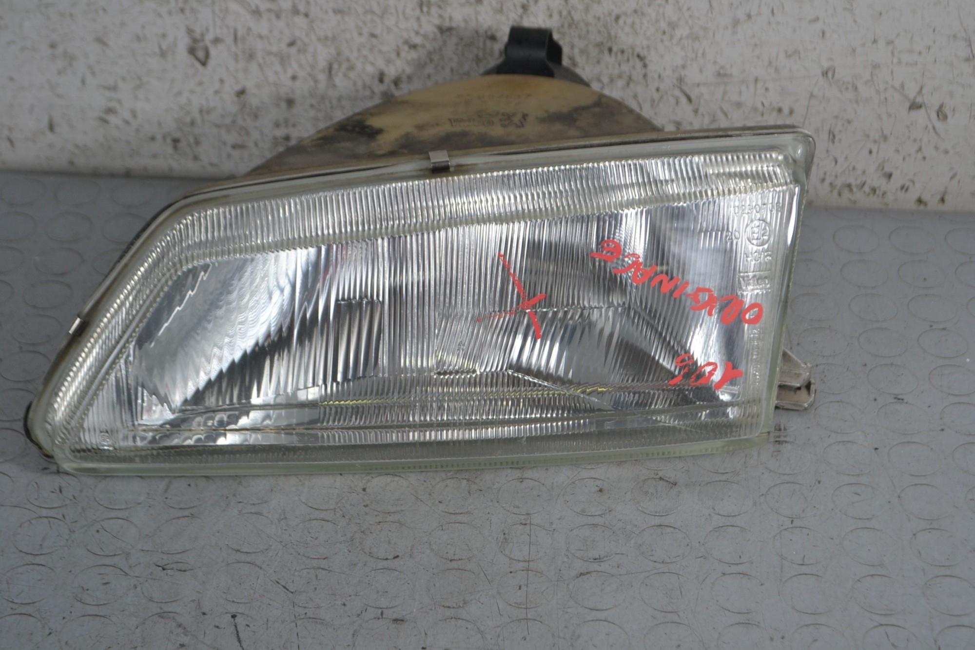 Faro Anteriore SX Peugeot 106 dal 1991 al 1996 Cod 0290705  1682503409949