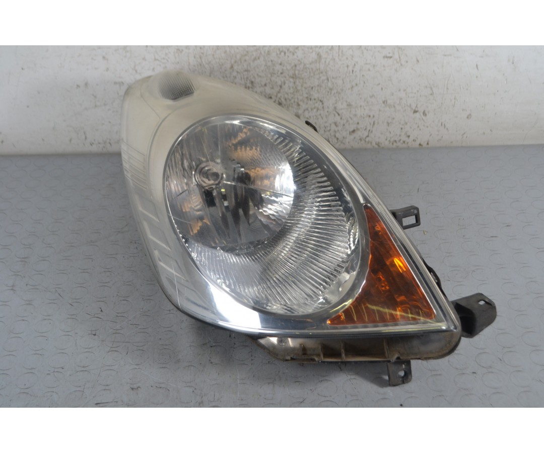 Faro fanale anteriore DX Nissan Note Dal 2004 al 2009 Cod 260109U10A  1684828635225