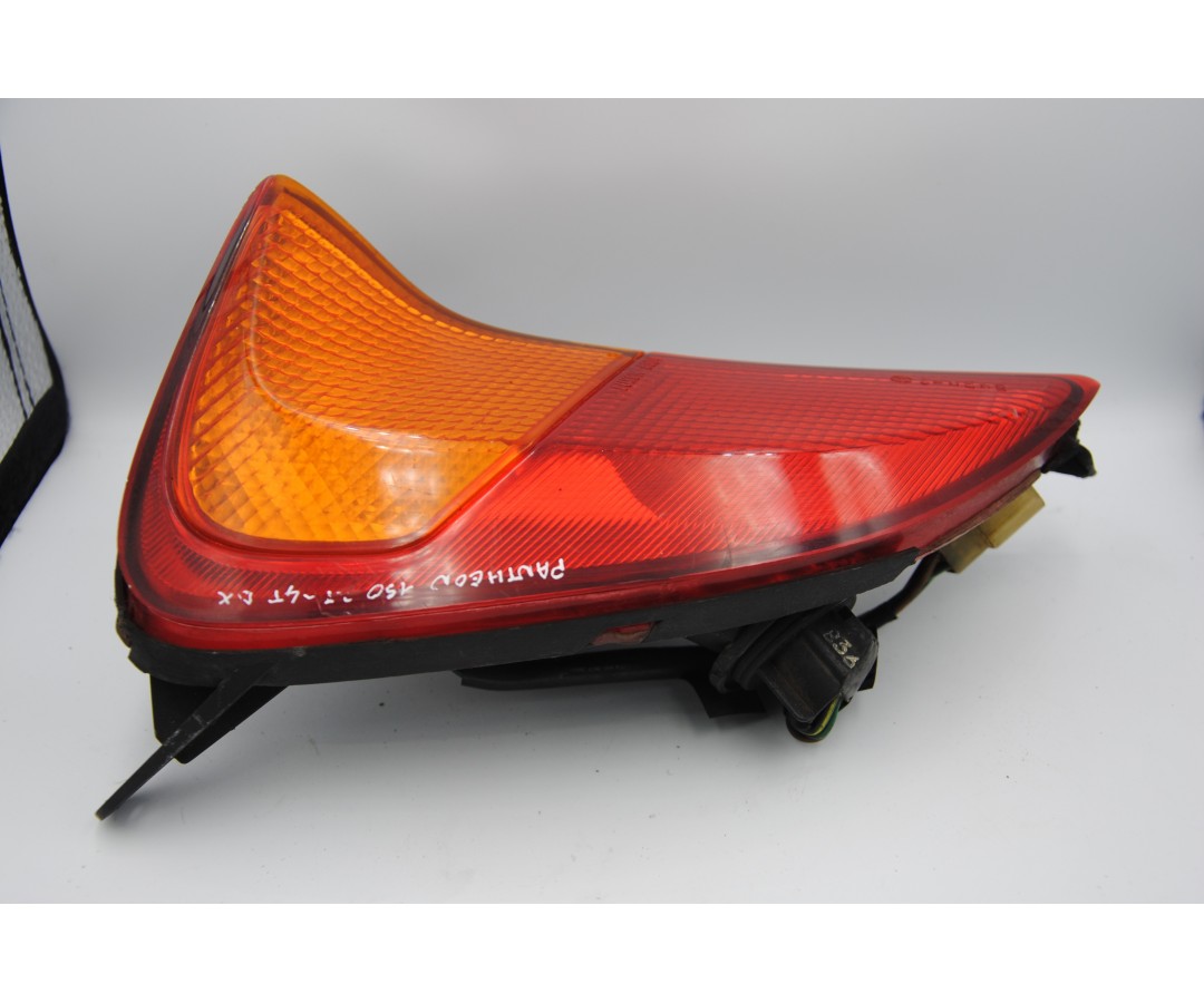 Fanale Stop SX Posteriore Honda Pantheon 125 / 150 dal 1998 al 2002  1685097475147