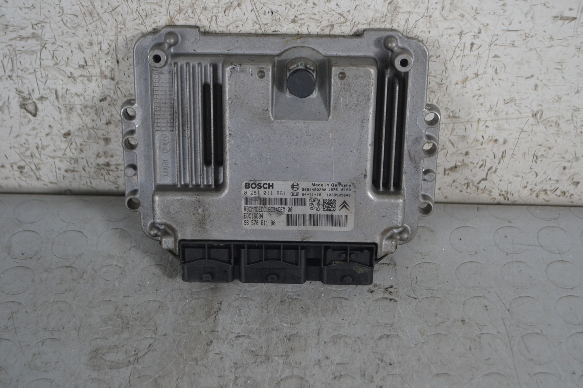 Centralina ECU Citroen C2 Dal 2003 al 2009 Cod 0281011861/ 9657061180  1685371437069