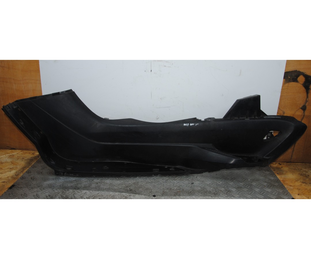 Carena Pedana Poggiapiedi Sinistra Yamaha Majesty 400 dal 2004 al 2008  1686735704384