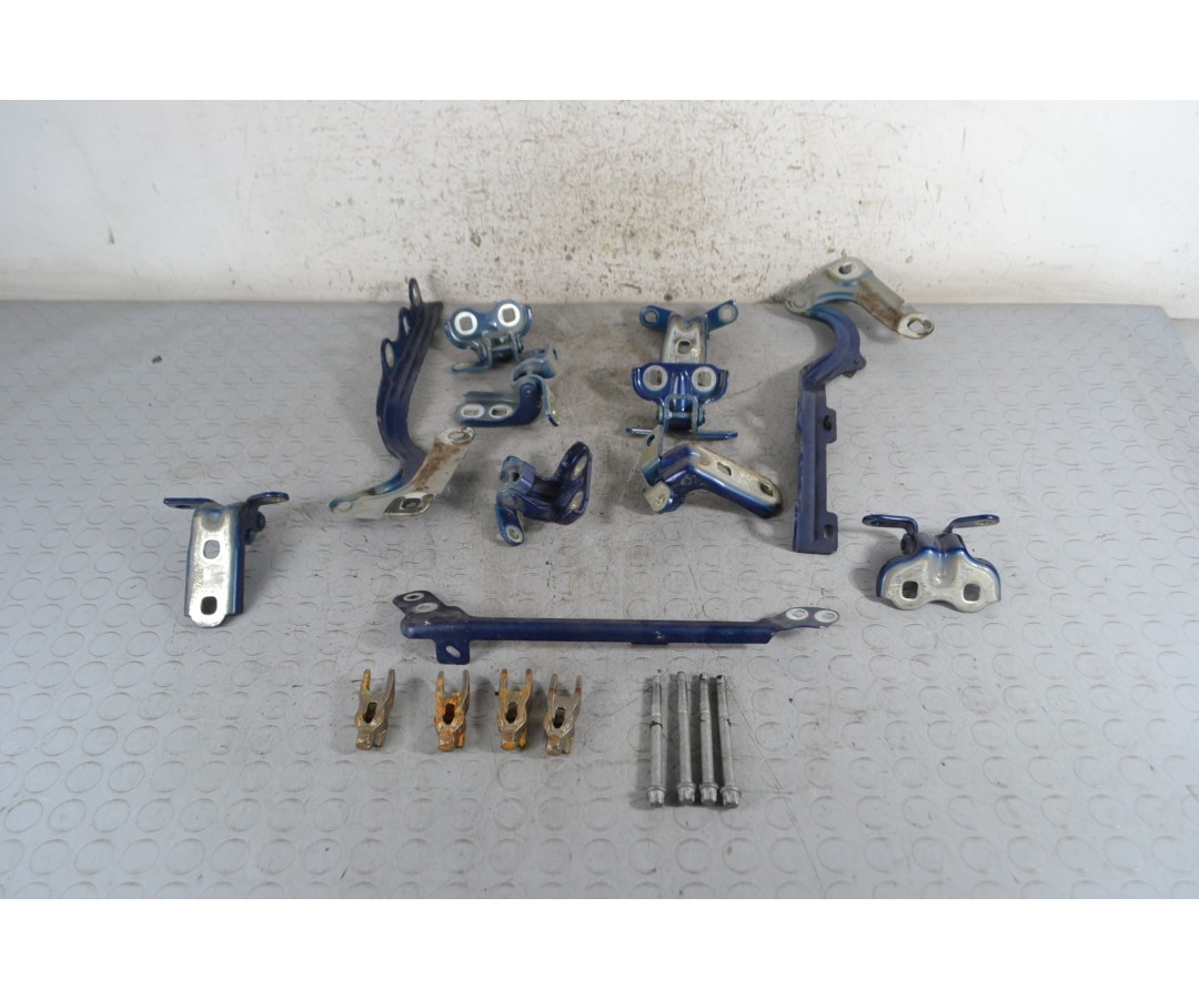 Kit cerniere portiere e cofano Opel Crossland X Dal 2017 in poi  1687255424936