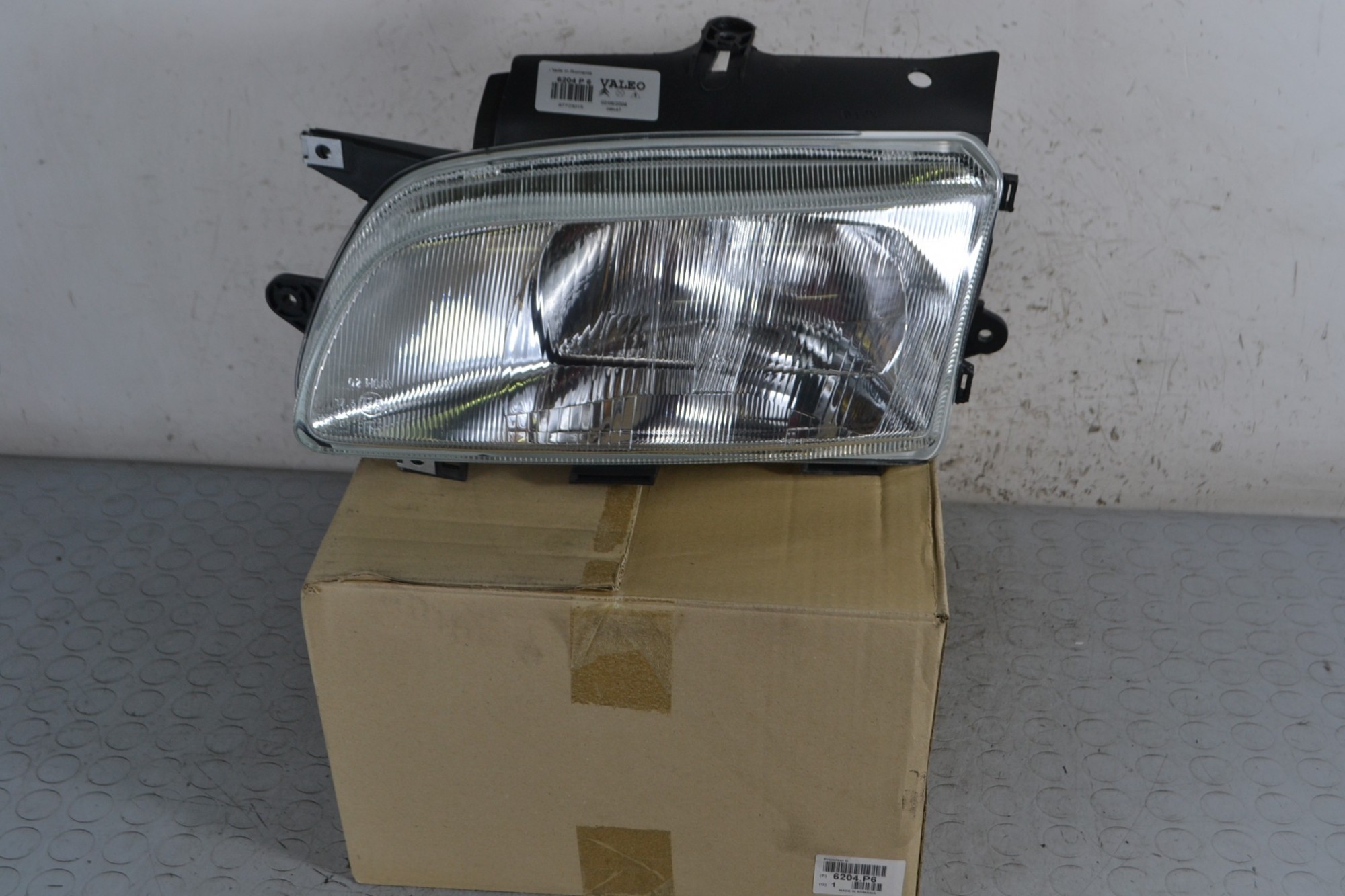 Faro Anteriore SX Citroen Berlingo dal 1996 al 2003 Cod 6204p6  1687876510902