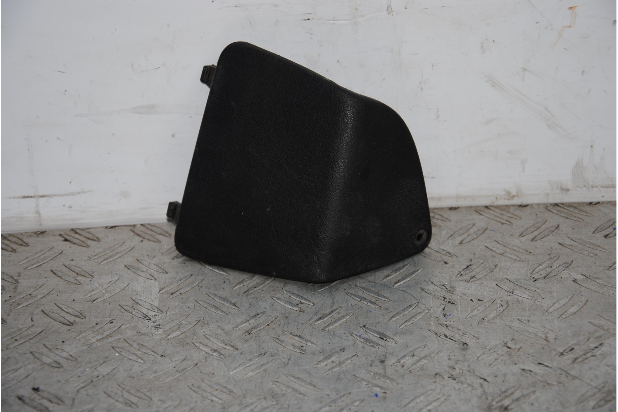 Carena Sportello Destro Retroscudo Piaggio Vespa GTS 250 Dal 2005 al 2012  1689579099128