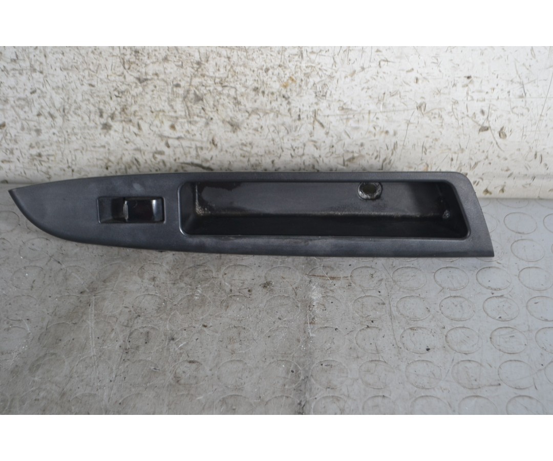 Pulsantiera Alzacristalli Anteriore DX Chevrolet Matiz dal 2005 al 2010 Cod 201002514  1689951296367