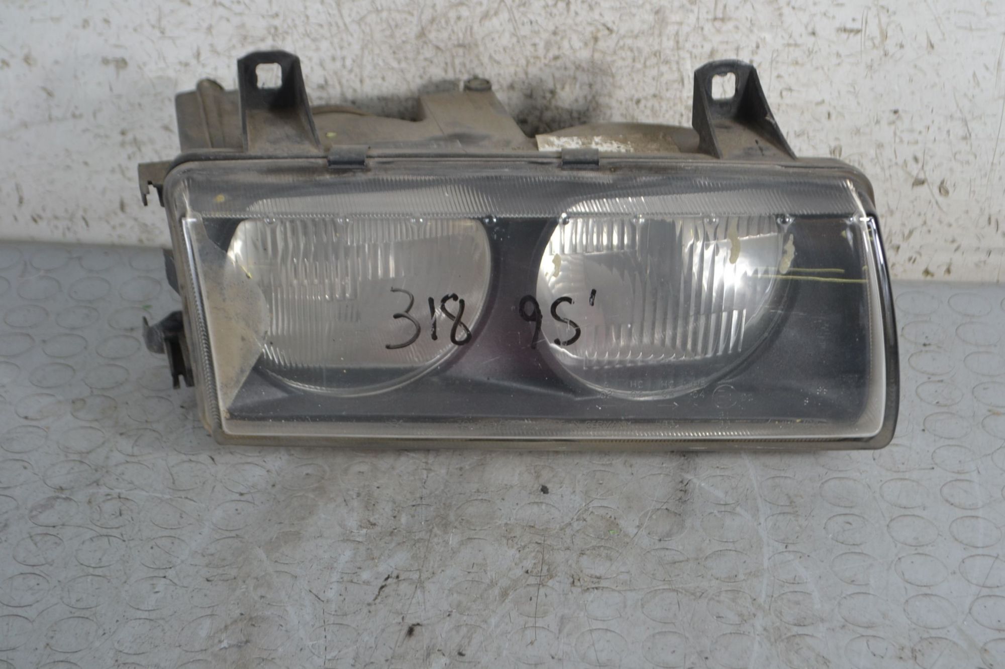 Faro fanale anteriore DX Bmw Serie 3 E36 Dal 1990 al 2000 Cod 63128351094  1691391526539