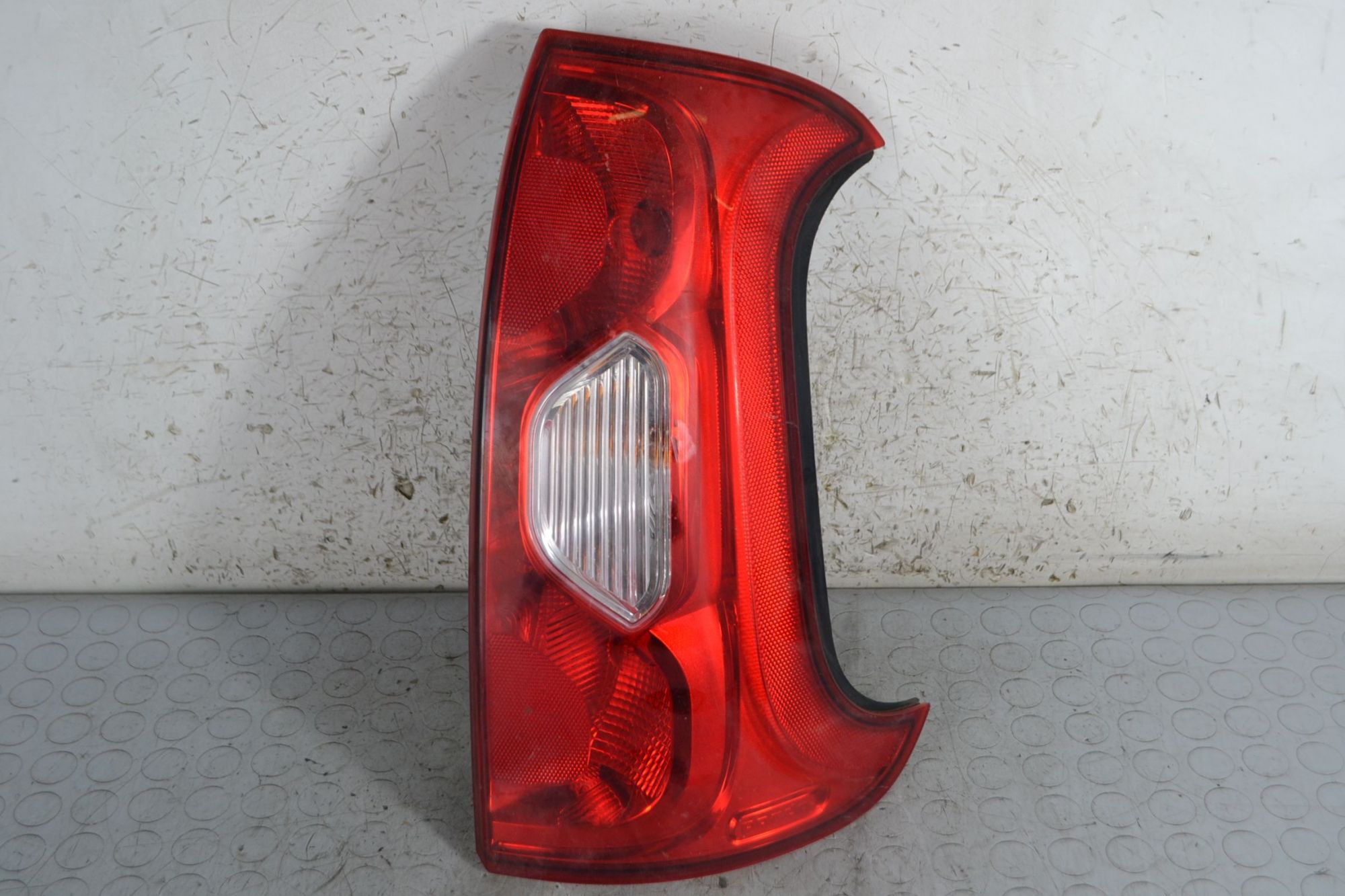 Fanale Stop Posteriore DX Fiat Panda dal 2012 in poi Cod 51843642  1693468467486